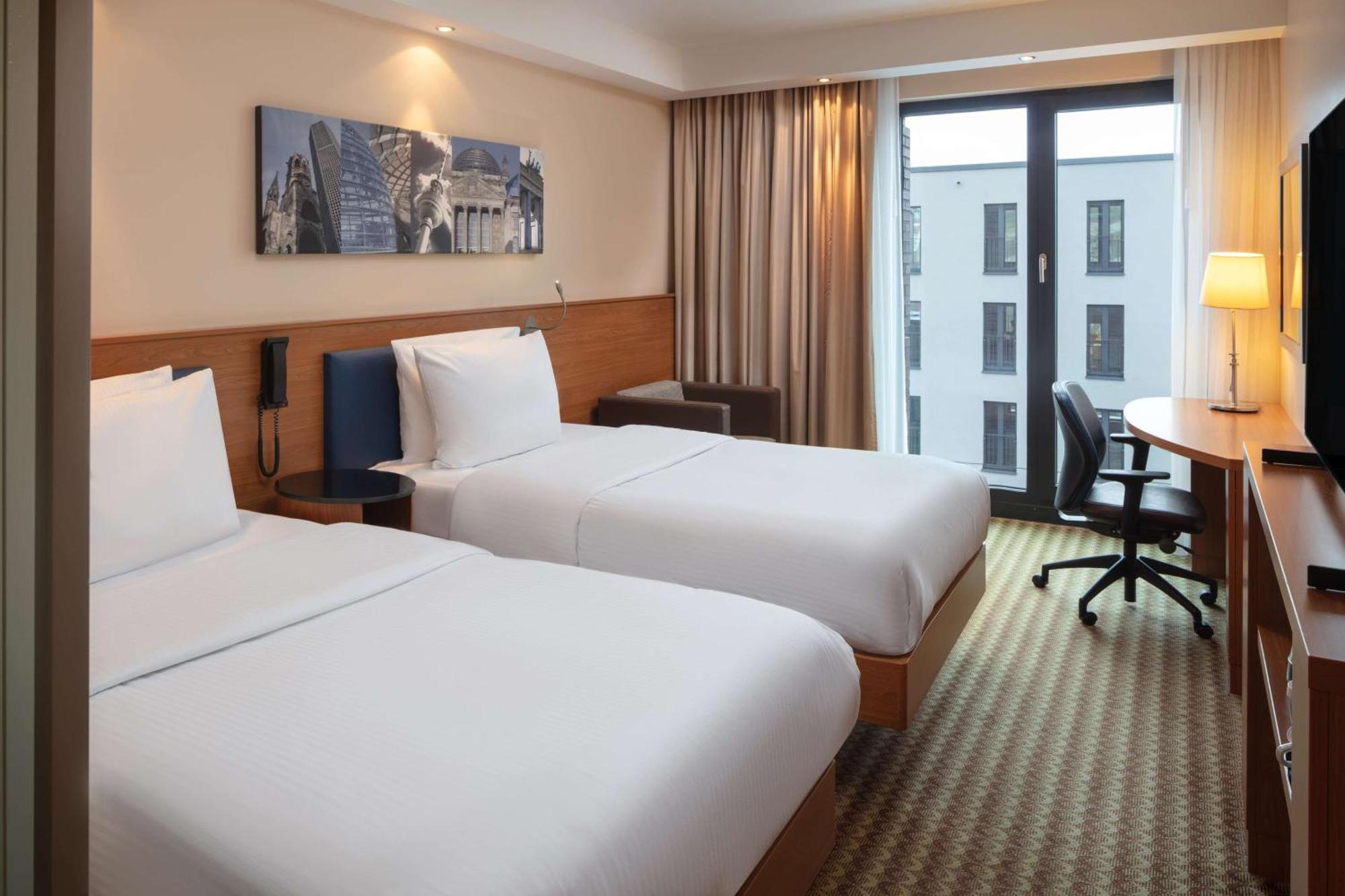 Hampton By Hilton Berlin City West Bagian luar foto